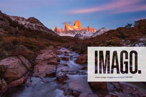 The Fitz Roy Massif At The First Light Of Sunrise Los Glaciares