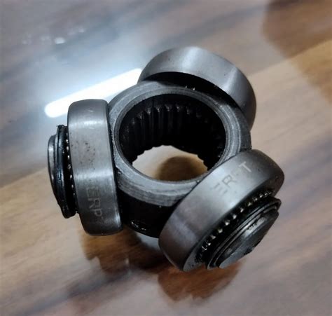 Black Material Mild Steel Ritz Constant Velocity Joint Bearing At