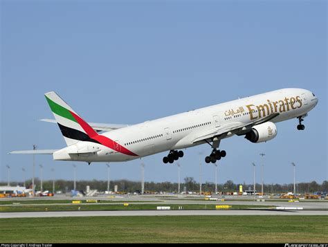 A Ems Emirates Boeing H Photo By Andreas Traxler Id