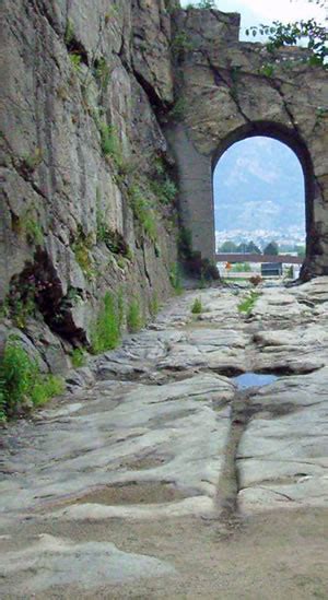 Roman Technology Roads Aqueducts Amphitheaters