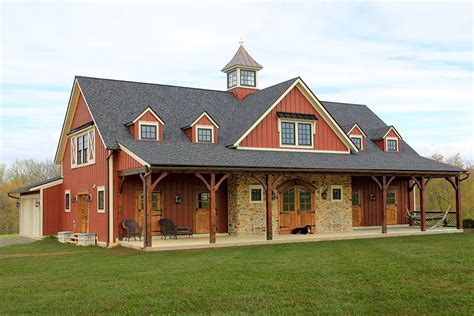 Amazing Barndominium Exterior Design Barn Style House Metal Building