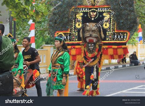 Photo Parade Celebrating 77th Independence Day Stock Photo 2193627245 ...