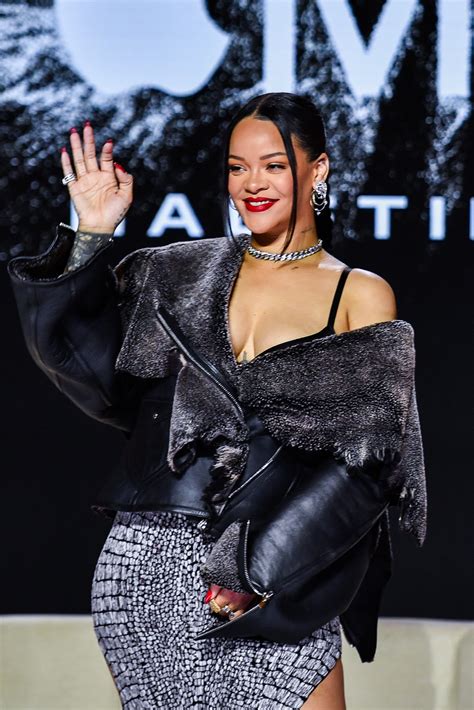 Rihanna Says Being a Mother Makes Her Feel More Powerful - Trending News