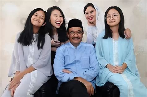 Beda Nasib Djarot Saiful Hidayat Dan Istrinya Satu Melenggang Ke