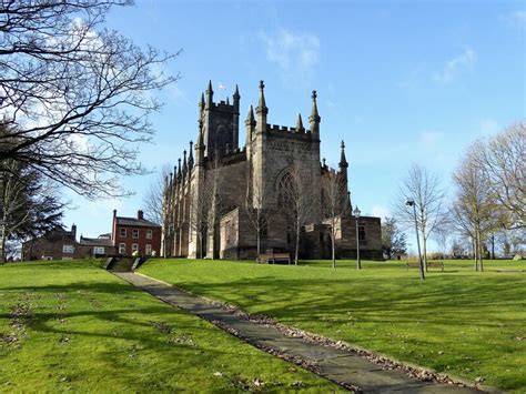 Parish Church Of St Mary St Peter Kevin Waterhouse Geograph