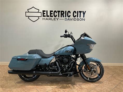 2024 Harley DavidsonFLTRX Road Glide Sharkskin Blue Electric City