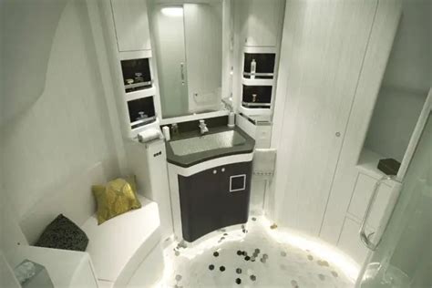 Private Jet Bathroom | 10 Amazing Luxury Jet Ultimate Guide