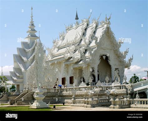 Moderner Tempel Hi Res Stock Photography And Images Alamy