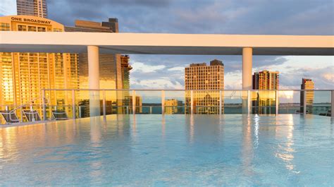 Les Rooftop Pools Incontournables à Miami French Morning Us