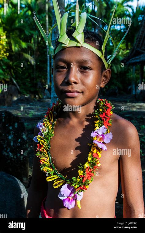 Young micronesian boy federated micronesia hi-res stock photography and ...