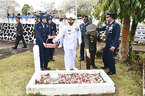 Hut Ke Tni Danlantamal Xii Pimpin Ziarah Nasional Di Tmp Dharma