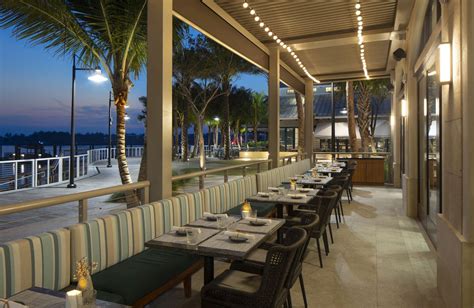 Beacon Restaurant, Jupiter : Miami Lighting Design