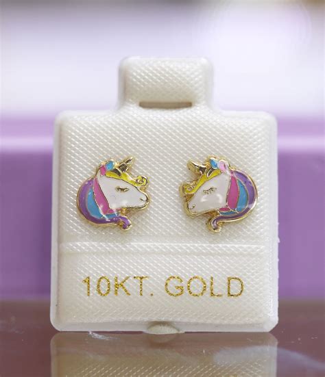 Boc Broquel Oro K Unicornio Esmaltado Cat Logo Joyas