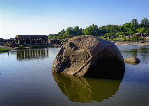 12 Monuments at Hampi, Hampi Sculptures and Monuments - Treebo