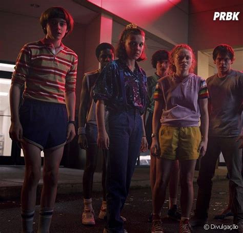 Stranger Things Temporada Ganha Sinopse E Vem Novas Amea As Vem