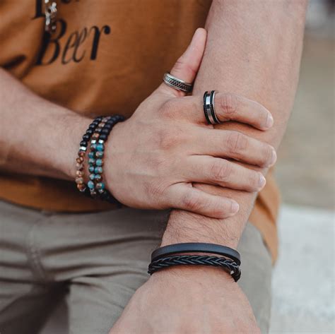 Pin De El Negro Em Fotoideas Acessórios Masculinos Pulseira De Pedra Pulseiras