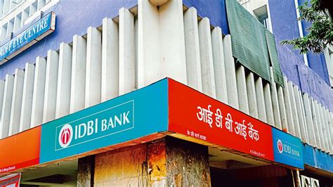 IDBI Bank Q4 Results Net Profit Rises 43 To 1 628 Crore NII Up 12