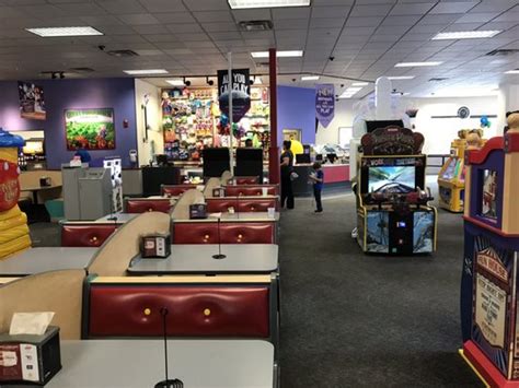 Chuck E Cheese 38 Photos And 37 Reviews Pizza 925 North Point Dr