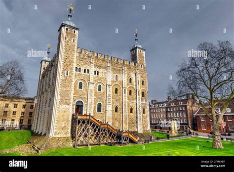 Inner courtyard and the White Tower inside Tower of London, London, UK ...