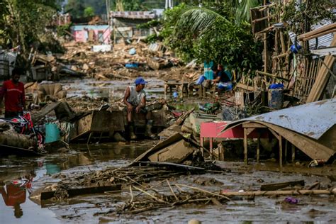 In Photos Kasiglahan Residents Grapple With Ty Ulysses Impacts