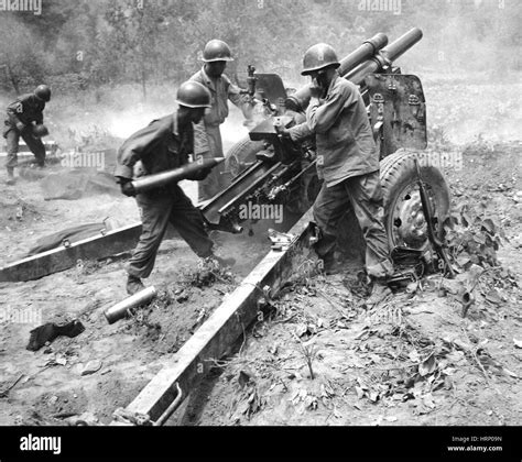 Us artillery korea hi-res stock photography and images - Alamy