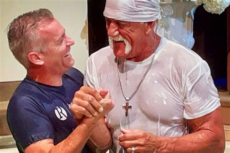 Luchador De Wwe Hulk Hogan Se Convierte A Cristo