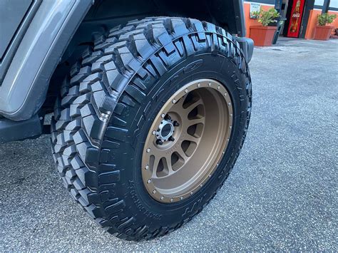 Jeep Wrangler JL Grey Method 605 NV Wheel Front