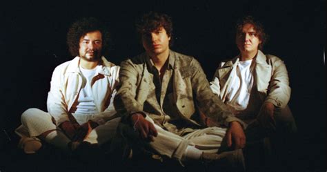 The Kooks Novo Clipe Faz Refer Ncia Ao Filme Uma Odisseia No