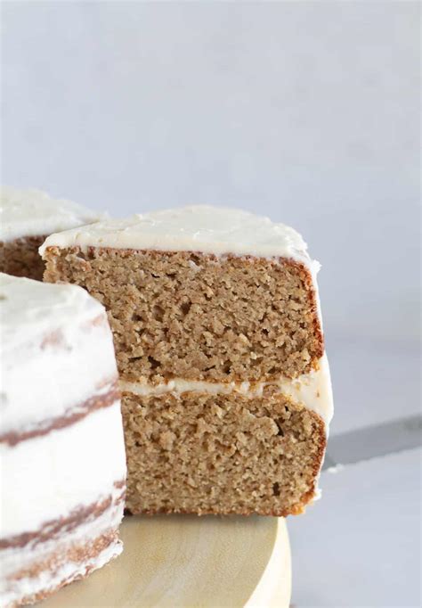 Low Carb Keto Gingerbread Cake With Cream Cheese Frosting