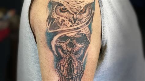 Tatuaje Del Artista Mexicano Omar Mendoza B Ho Y Santita Tatuajes Y M S