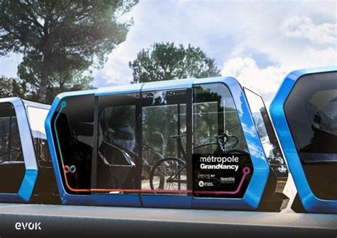 Urbanloop dévoile le nouveau design de sa capsule Le Rail