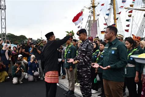 Pelayaran Muhibah Budaya Jalur Rempah KRI Dewaruci Sambangi Sabang