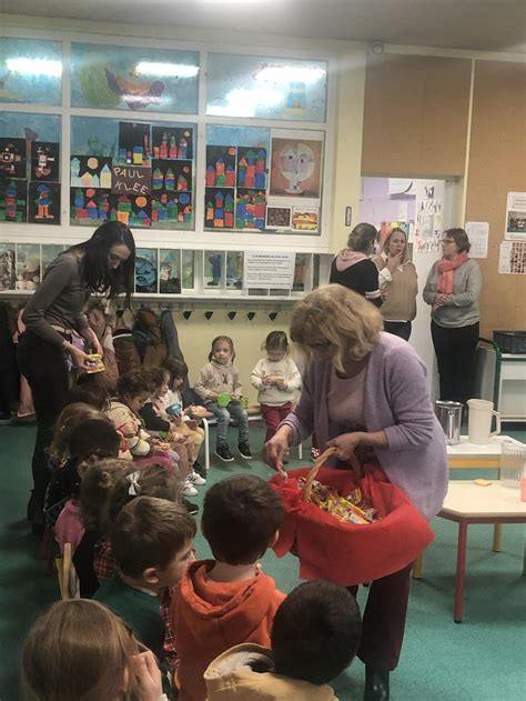 Coteaux du Blanzacais cest déjà Noël pour les petits de la