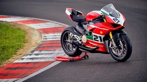 Sale Ducati 2021 Panigale V2 In Stock