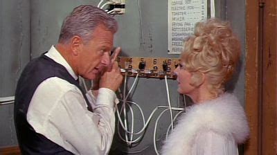 You Can T Plug In A 2 With A 6 Green Acres 1x09 TVmaze