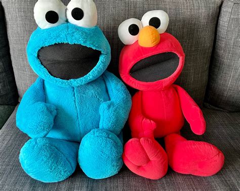 Sesame Street Elmo & Cookie Monster (45cm), Hobbies & Toys, Toys ...