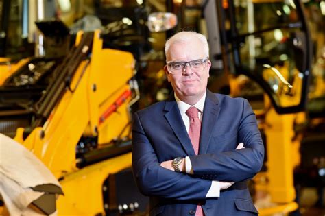 jcb  british success story continues expanding   global scale