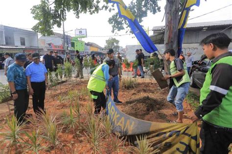 Arief Sachrudin Kerja Bakti Bareng Masyarakat Tangerang Raya