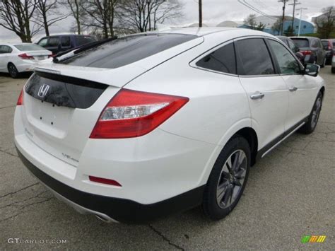 White Diamond Pearl Honda Crosstour Ex L V Wd Exterior Photo