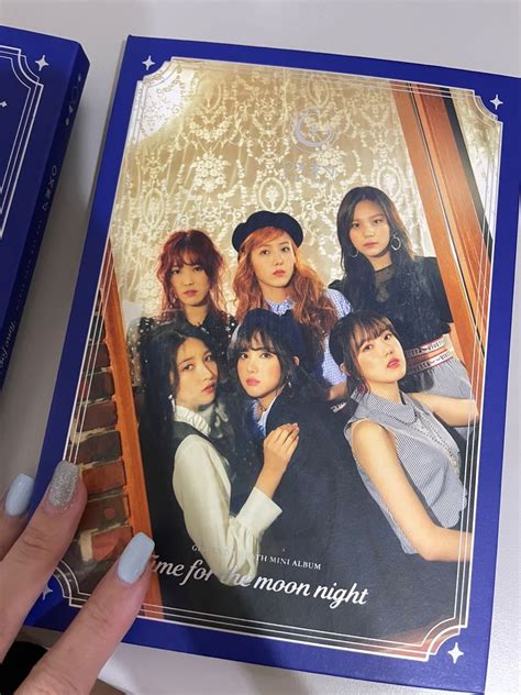 GFRIEND Time for the moon night 專輯全新 書籍休閒與玩具 樂器音樂相關 CDDVD在旋轉拍賣