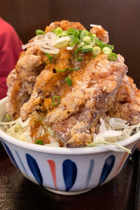 デカ盛り唐揚げ丼専門店 Bus Stop 三郷駅前店の試食会に参加！からあげ丼という名のチョモランマに挑んだ！ 三郷ぐらし 埼玉県三郷