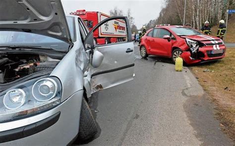 Suhl Zella Mehlis Missglücktes Wendemanöver zwei Autofahrerinnen