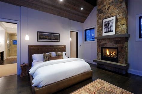 14 Gorgeous Master Bedroom Designs With Beautiful Fireplace