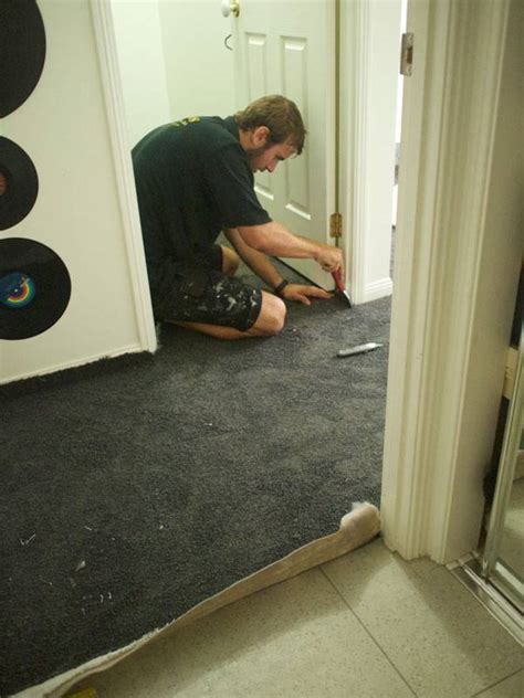 Carpet Installation: DIY or Leave It To The Professionals? | Tile Wizards