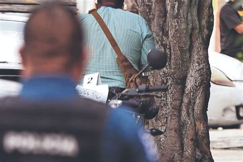 Asaltan a repartidores y ejecutan a guardia que custodiaba camión de