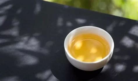 都说普洱老茶好，是不是普洱新茶就很难喝，新茶老茶如何选