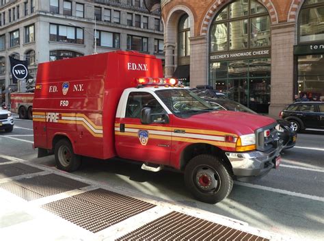 Fdny Fleet Service Division Ford F Utility Tru Flickr