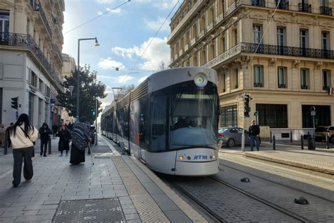 Marseille Les tramways de la rue de la République rouvrent en avance