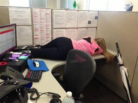 30 Pictures of People Caught Sleeping on The Job - Funny Gallery | eBaum's World