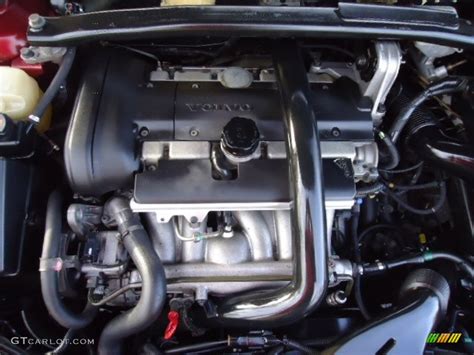 2001 Volvo V70 T5 Engine Photos